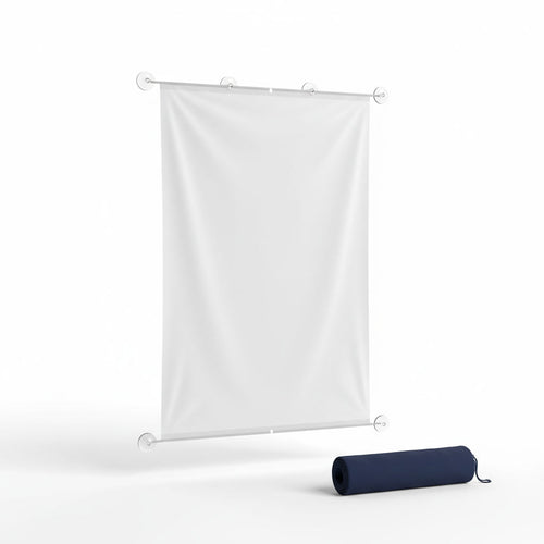 Transparente Fenster-Projektionsleinwand mit Saugnäpfen auf weißem Hintergrund